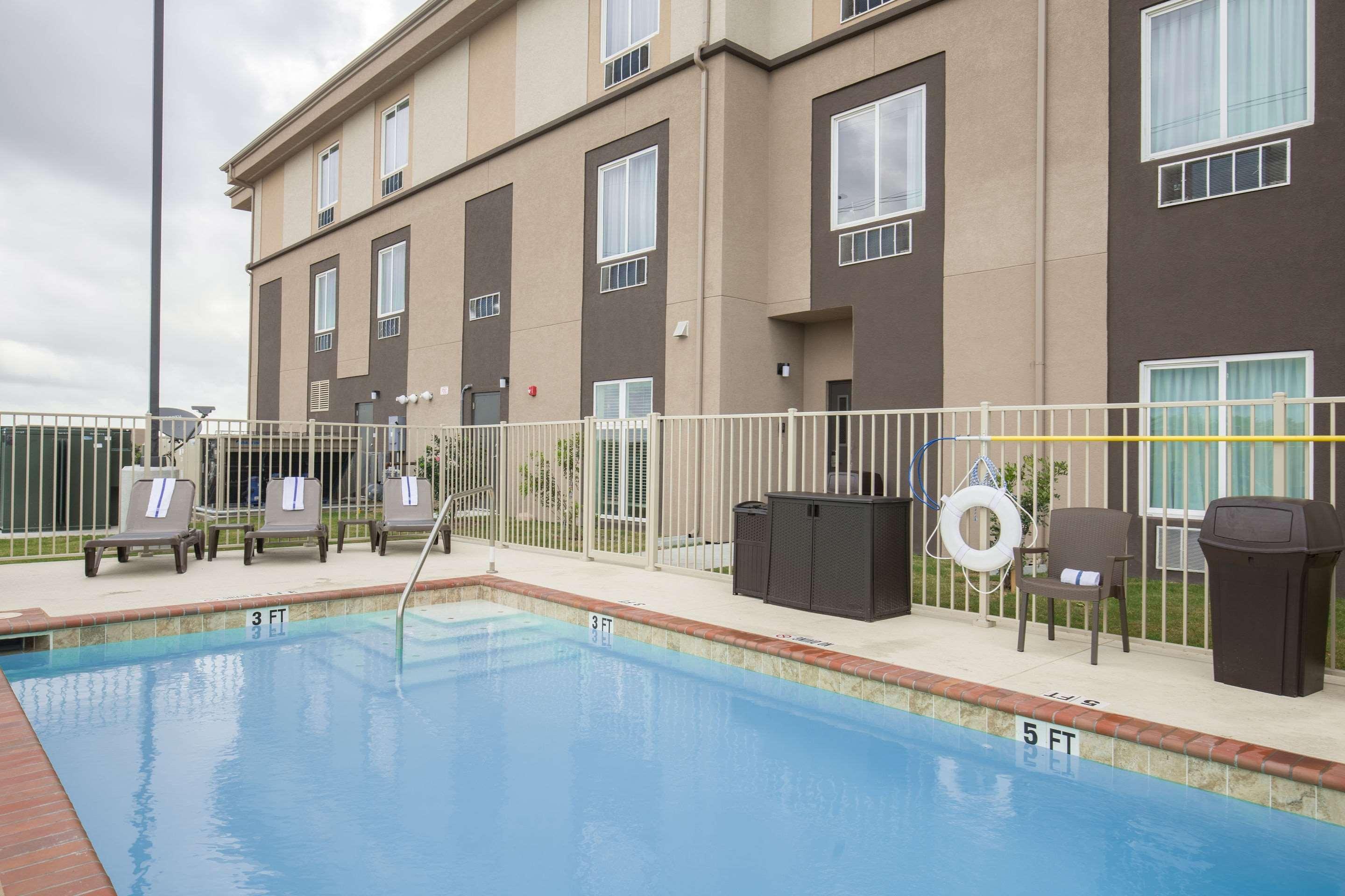 Sleep Inn & Suites Ingleside Buitenkant foto
