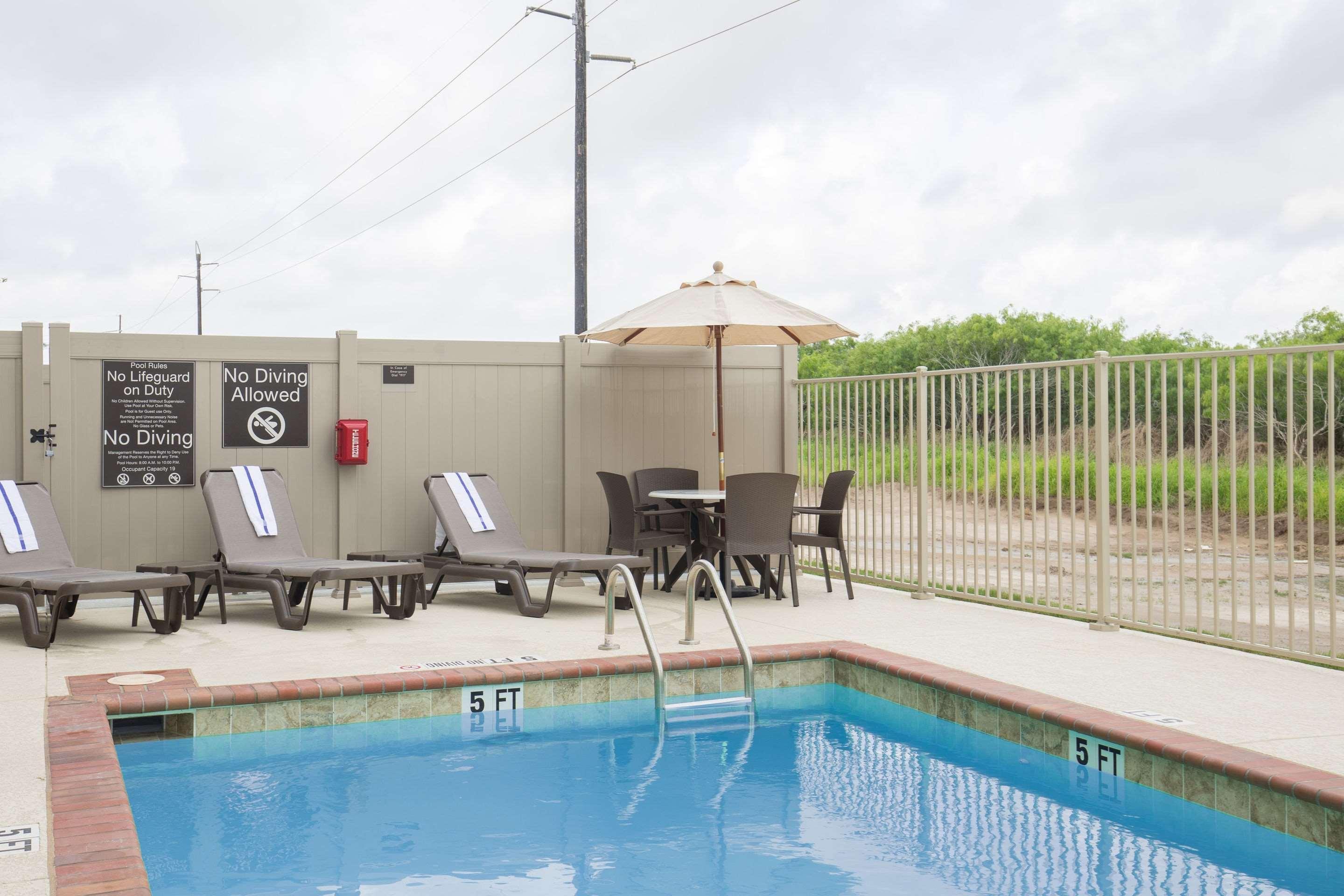Sleep Inn & Suites Ingleside Buitenkant foto
